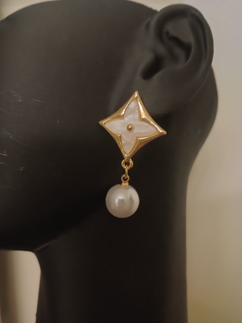 Luxury Gold-Tone Pearl Drop Earrings